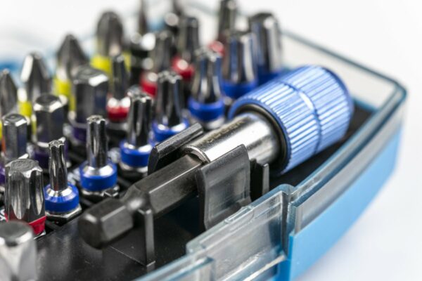 HOEGERT Набор бит с битодержателем 1/4", SL, PH, PZ, HEX, Torx, Torx c отверстием, 32 шт. — изображение 2