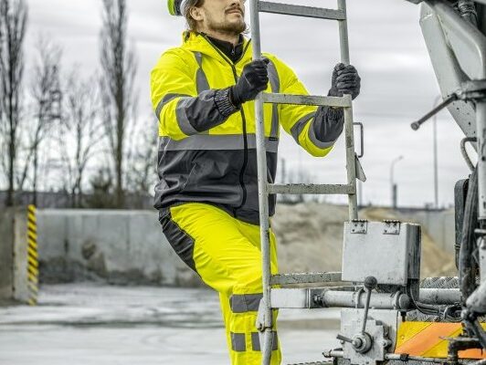 VOLME Полукомбинезон сигнальный водостойкий желтый M (50) — изображение 4