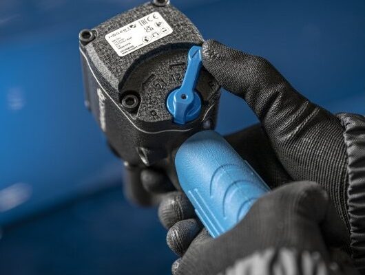 HOEGERT Гайковерт пневматический ударный мини 1/2", 680Nm, ultra short — изображение 6